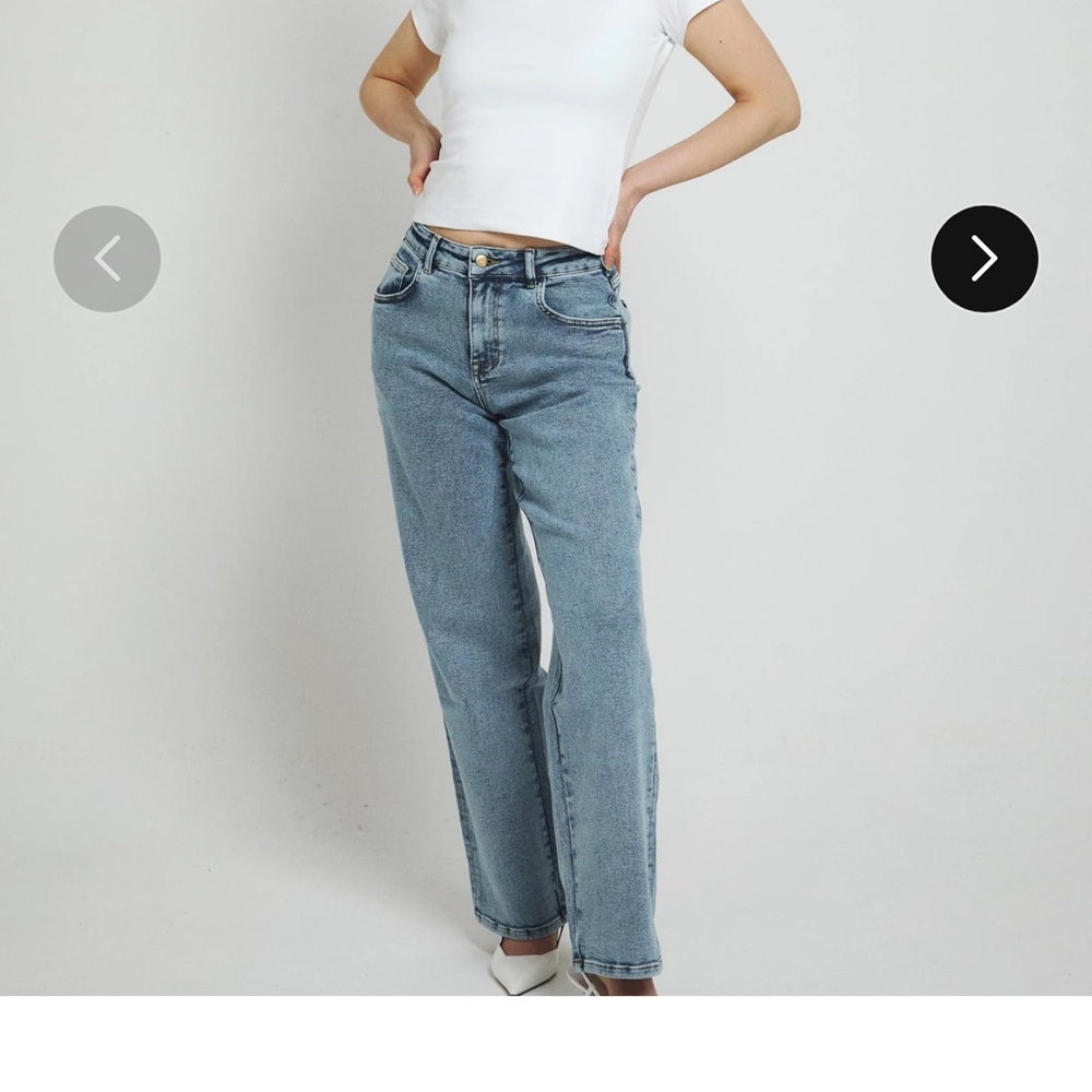 Ambela relaxed jeans, NWT